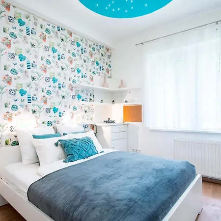 - Large And Cozy - Backyard بودابست